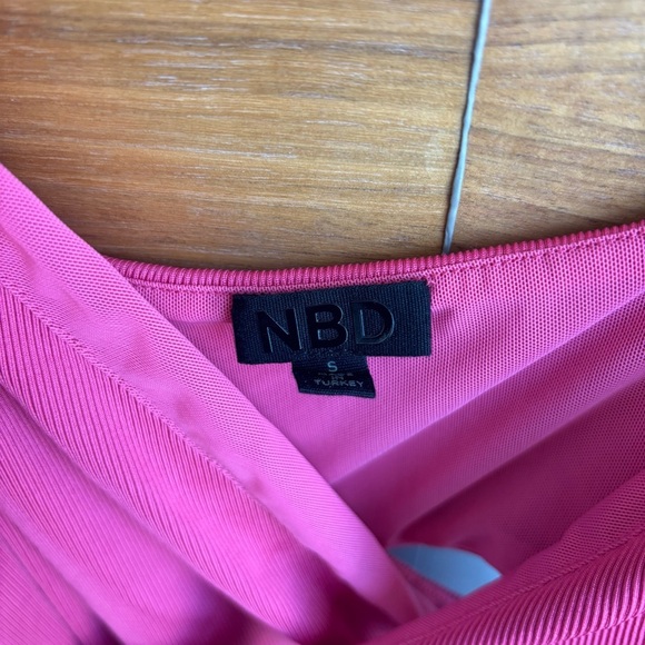 NWOT NBD Titan Gown in Fuchsia Side Cut Out Maxi Dress, Size S - Picture 7 of 16